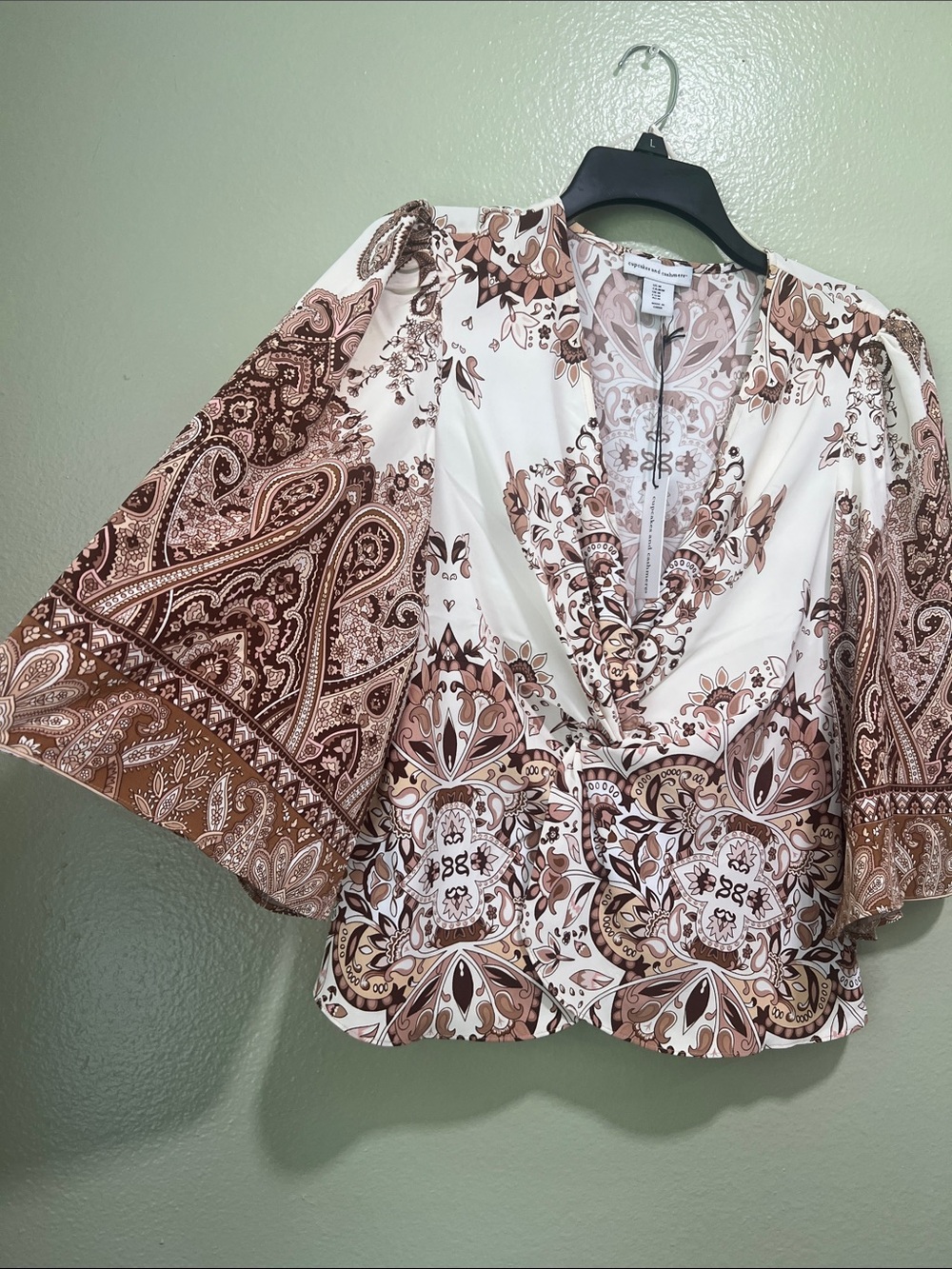 cupcakes & cashmere Brown and Cream Paisley V-Neck Blouse